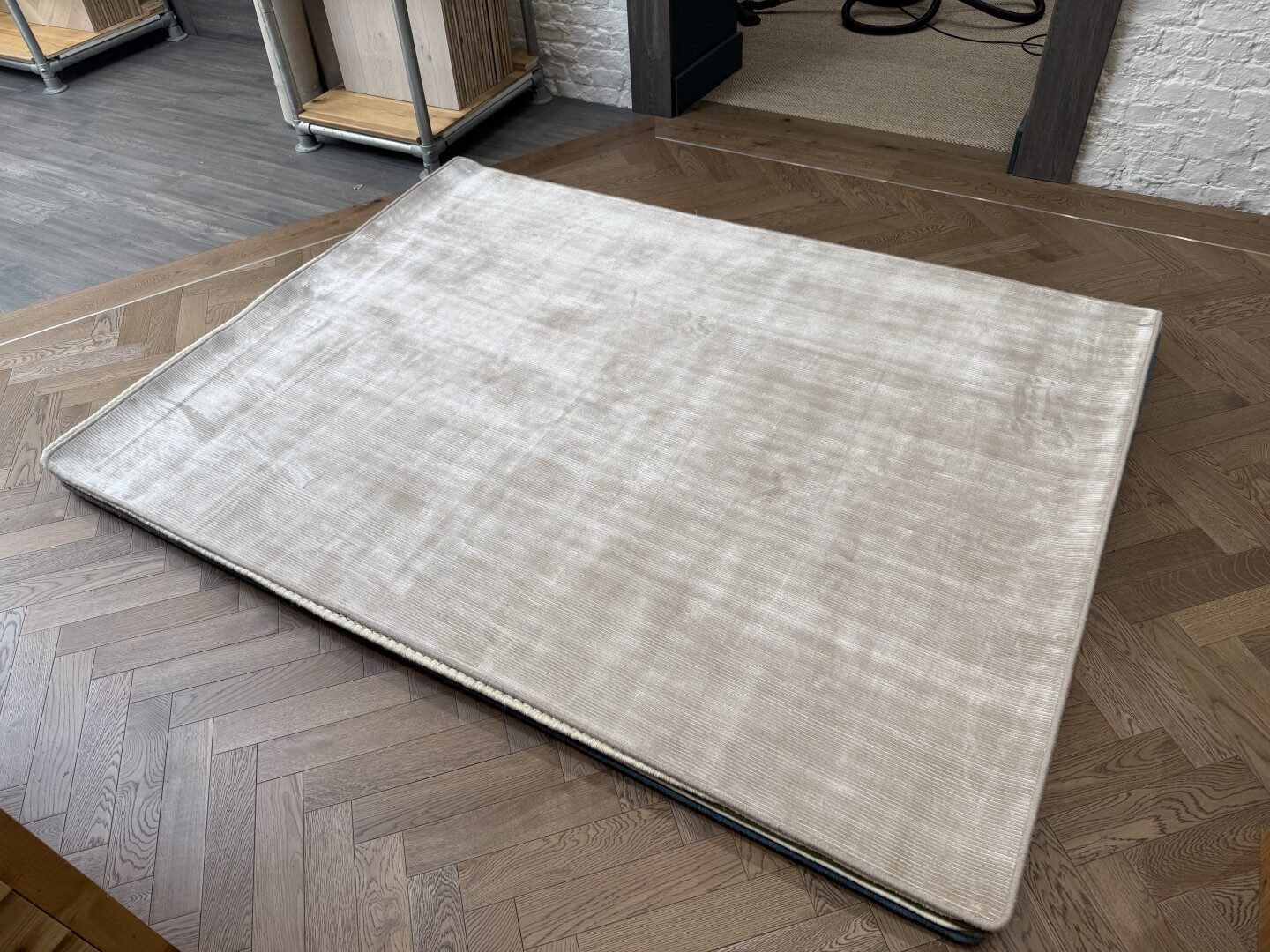 Tencel Rug - Large with Whipped Edge, Neutral (180 X 240)