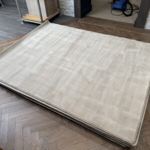 Synthetic Rug - Large with Whipped Edge, Neutral (180 X 240)