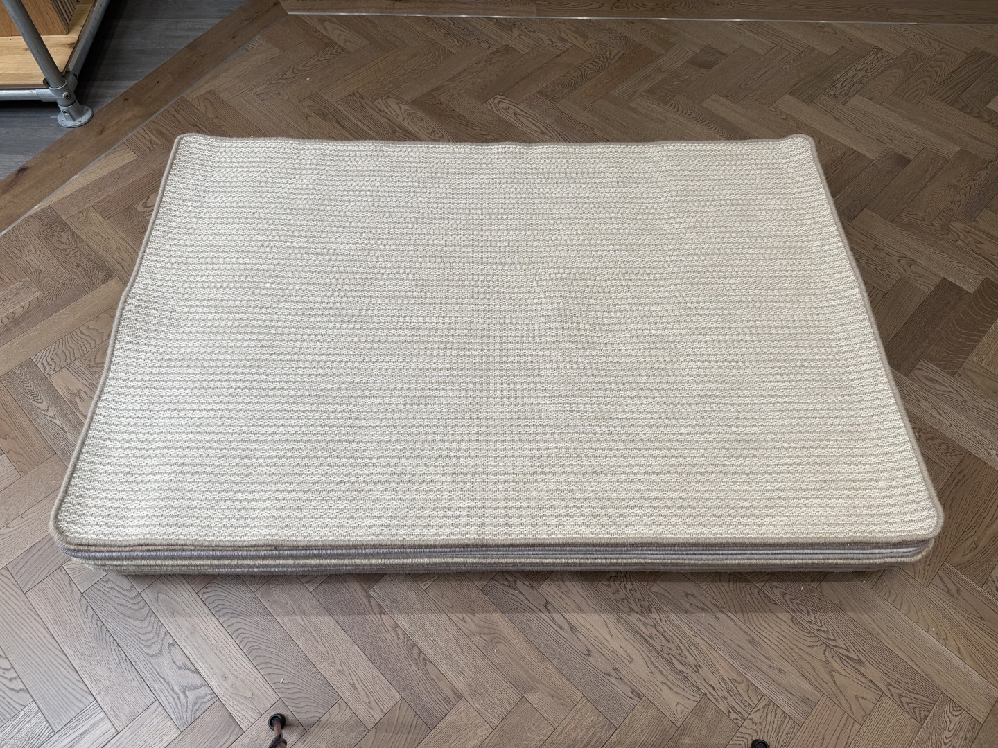 Wool Rug - Medium with Whipped Edge, Beige, Neutral (120 X 180)