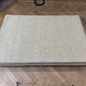 Wool Rug - Medium with Whipped Edge, Neutral, Grey (120 X 180)