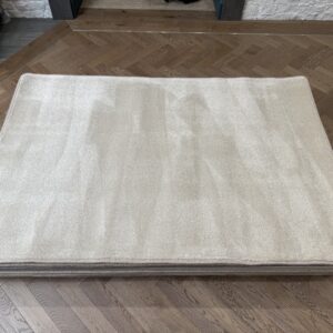 Synthetic Rug - Medium with Whipped Edge, Beige (120 X 180)