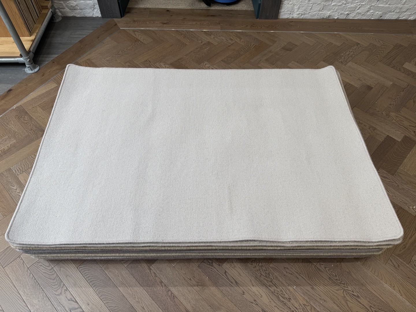 Wool Rug - Medium with Whipped Edge, Cream, Neutral, Beige (120 X 180)