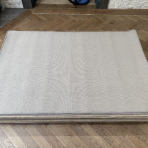 Wool Rug - Medium with Whipped Edge, Grey (120 X 180)