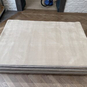 Synthetic Rug - Medium with Whipped Edge, Neutral (120 X 180)