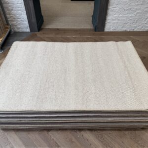 Wool Rug - Medium with Whipped Edge, Beige (120 X 180)