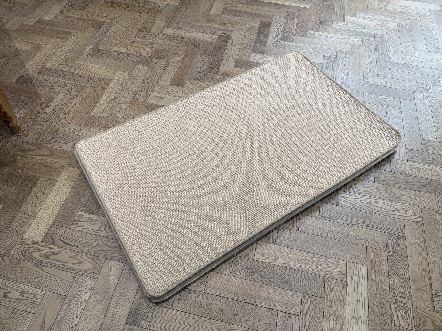 Wool Rug - Small with Whipped Edge, Beige, Neutral (90 X 150)